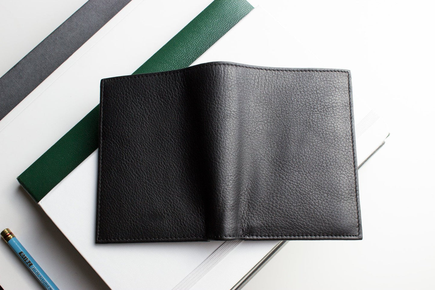 Cowhide Leather Slimfold Passcase Wallet