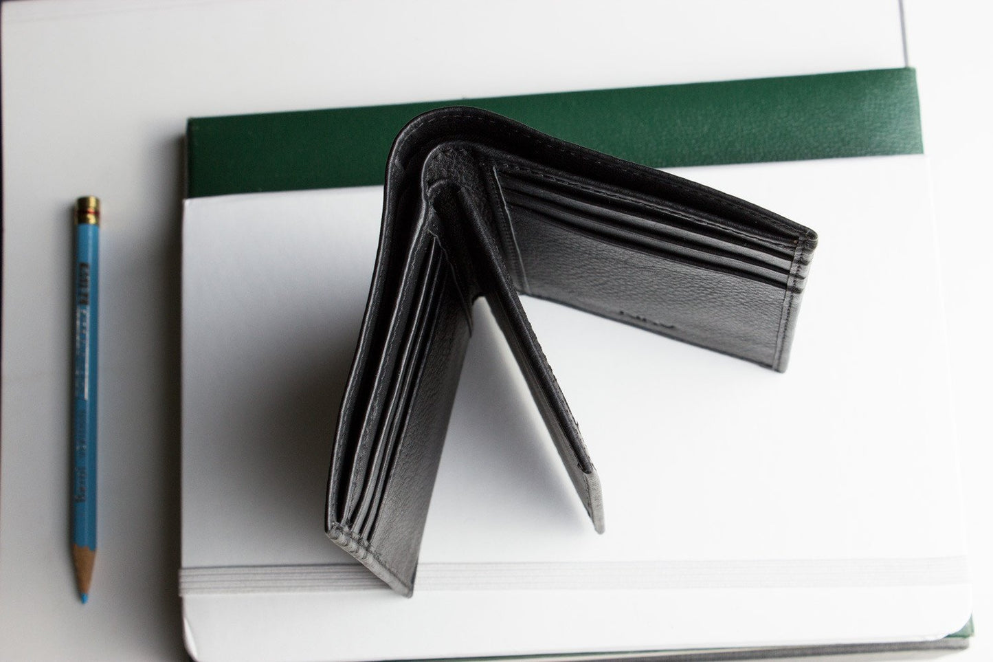 Cowhide Leather Slimfold Passcase Wallet